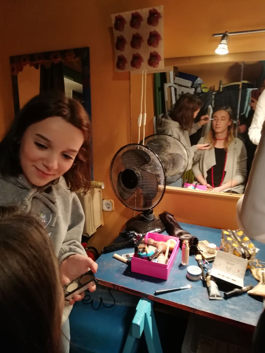 З вистави 19