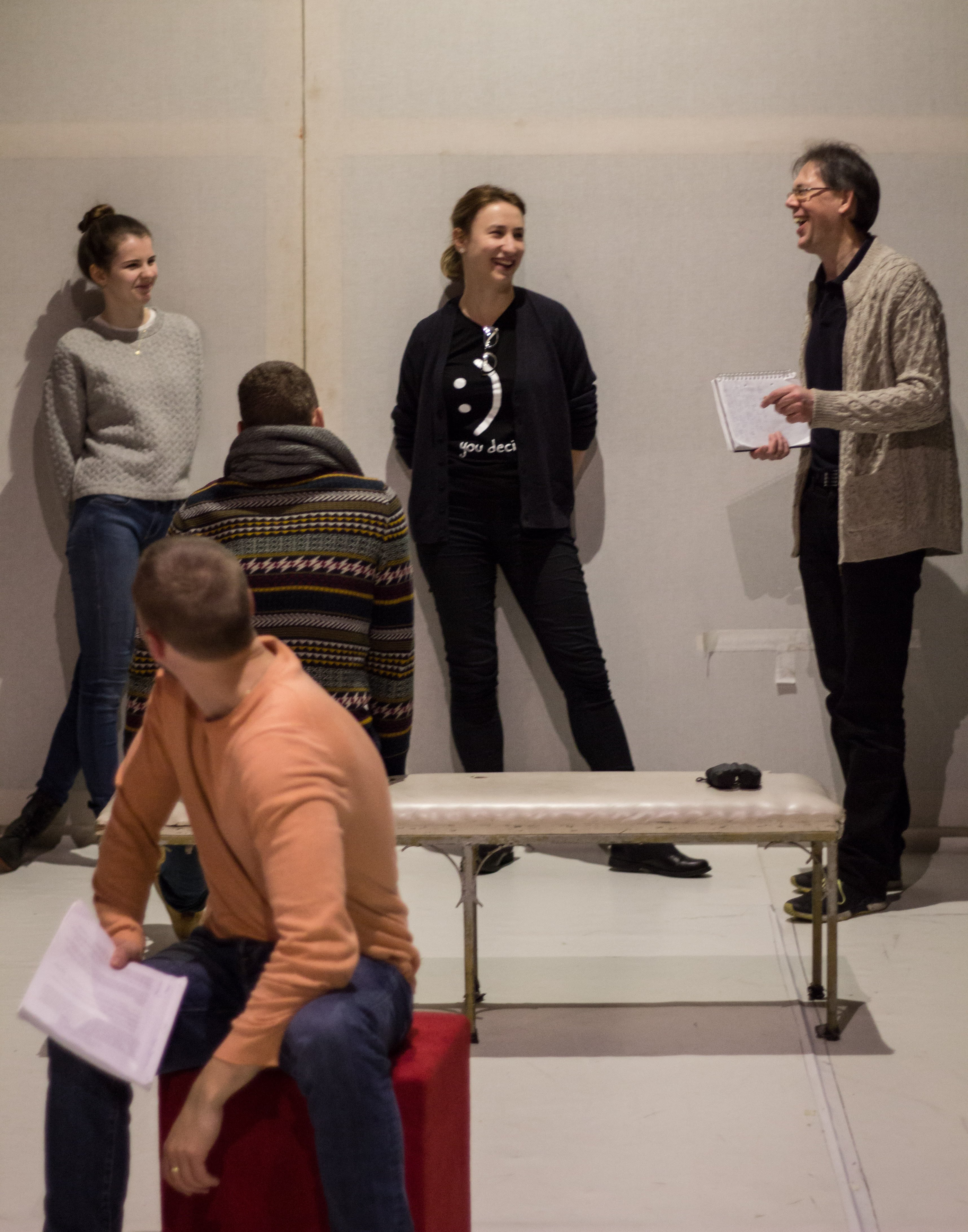 За лаштунками 5