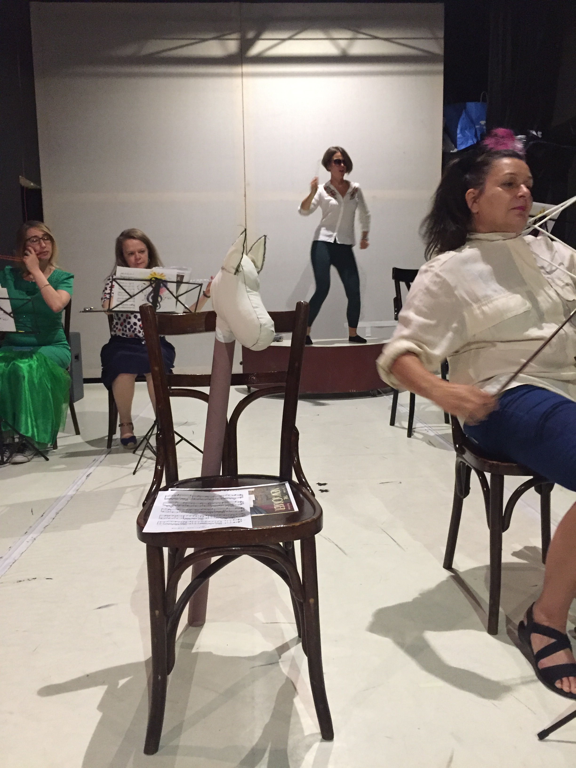 За лаштунками 1