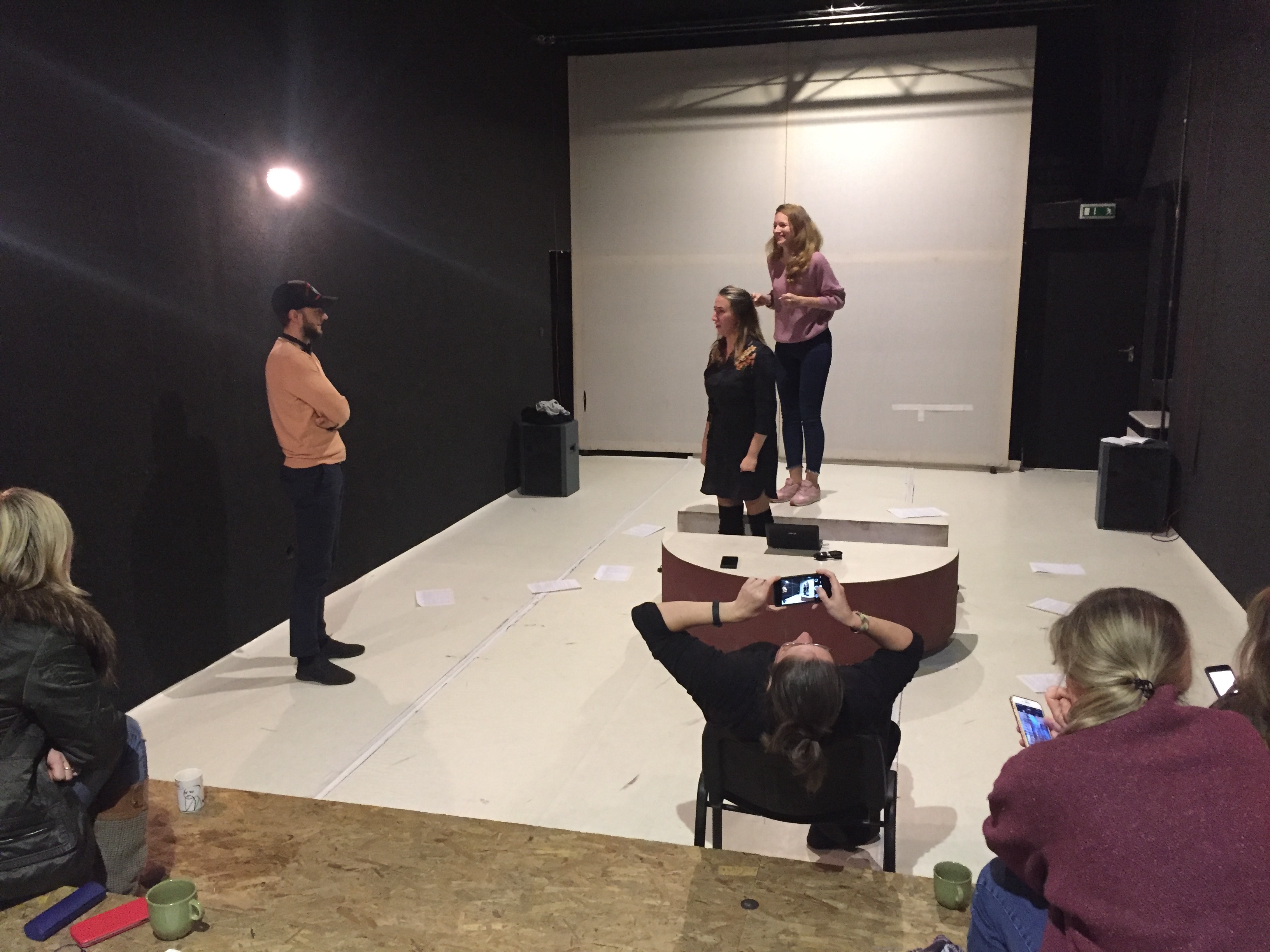 За лаштунками 20