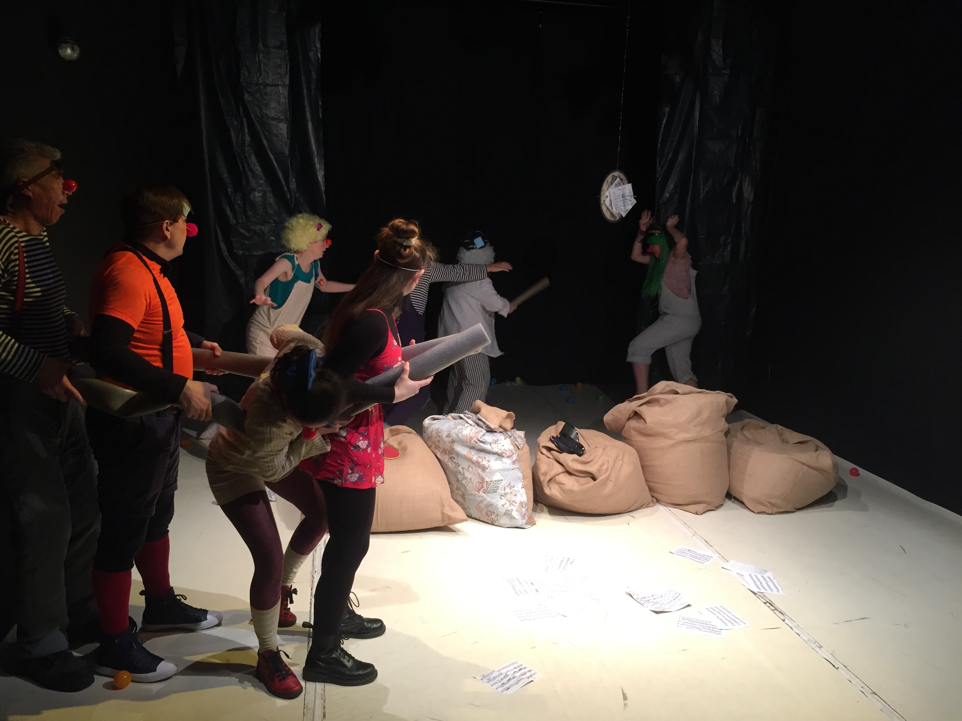 З вистави 17