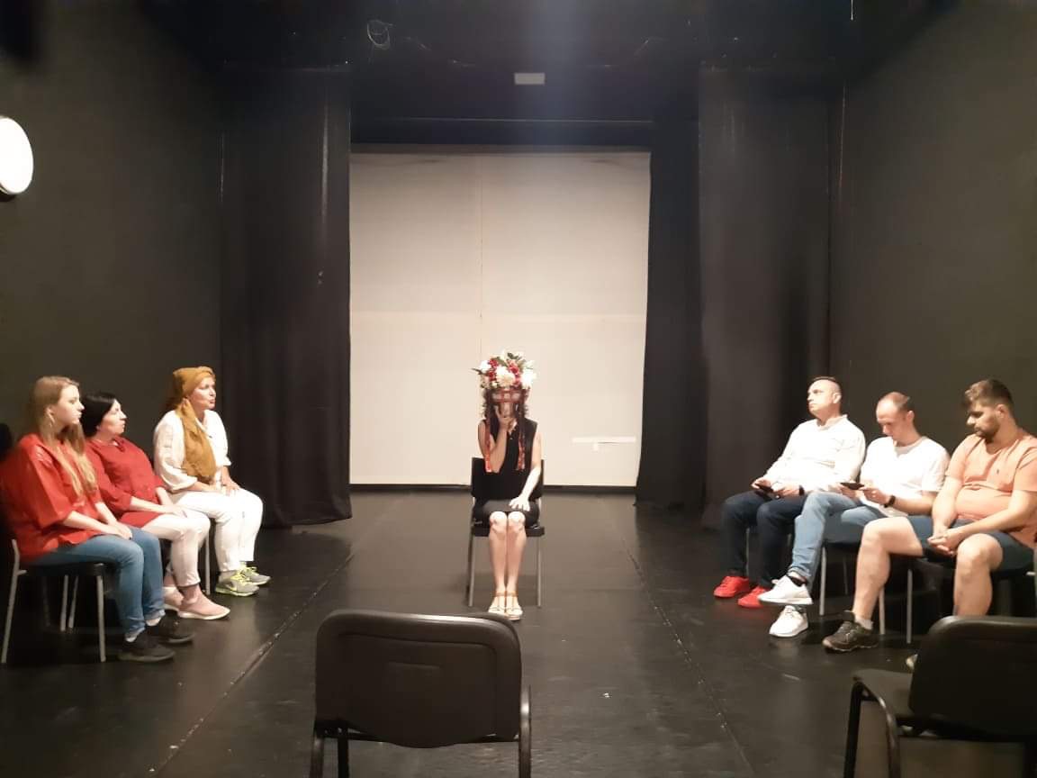 За лаштунками 7