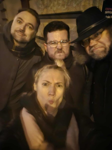 Angry gráj photo