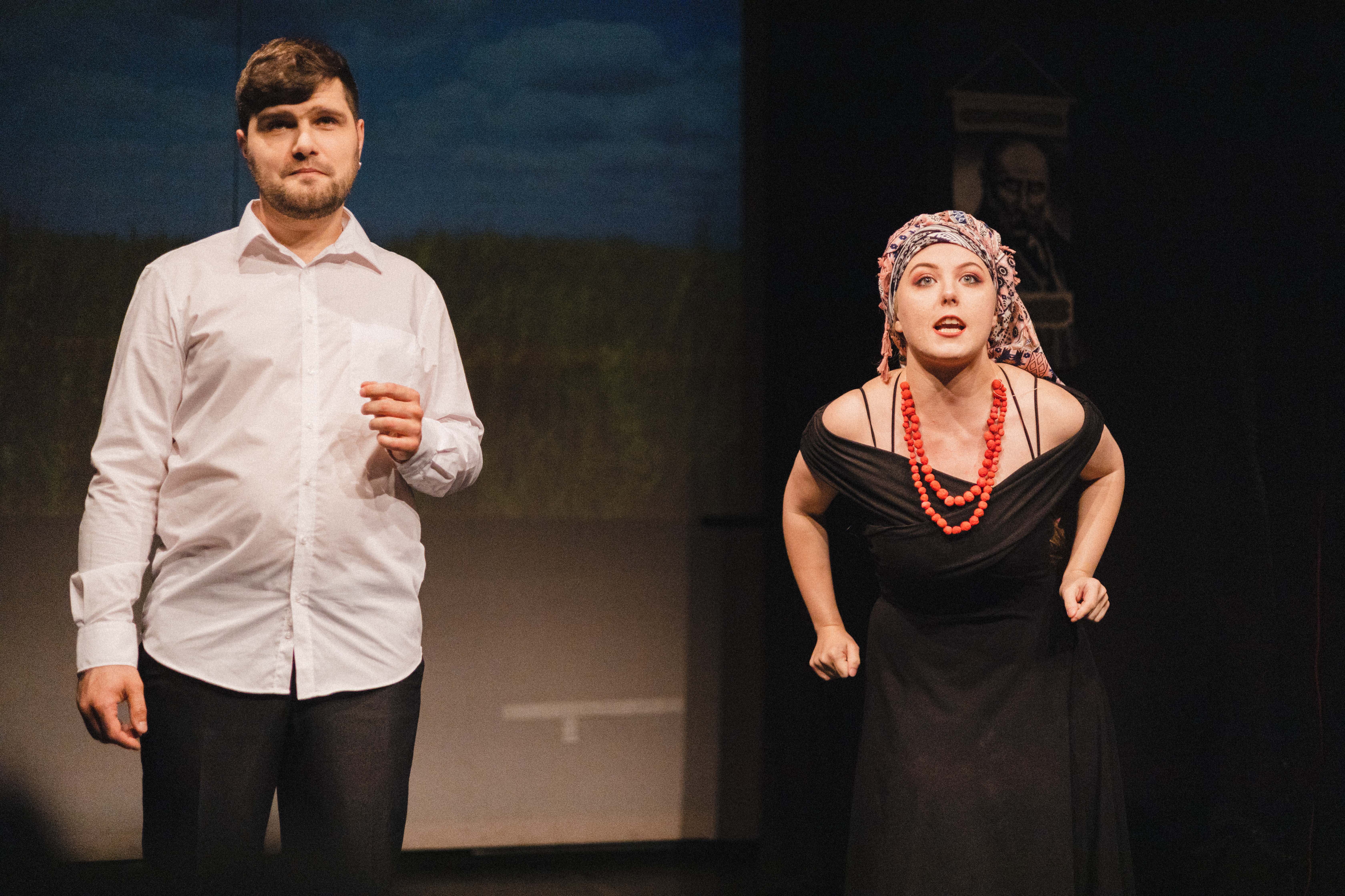 З вистави 13