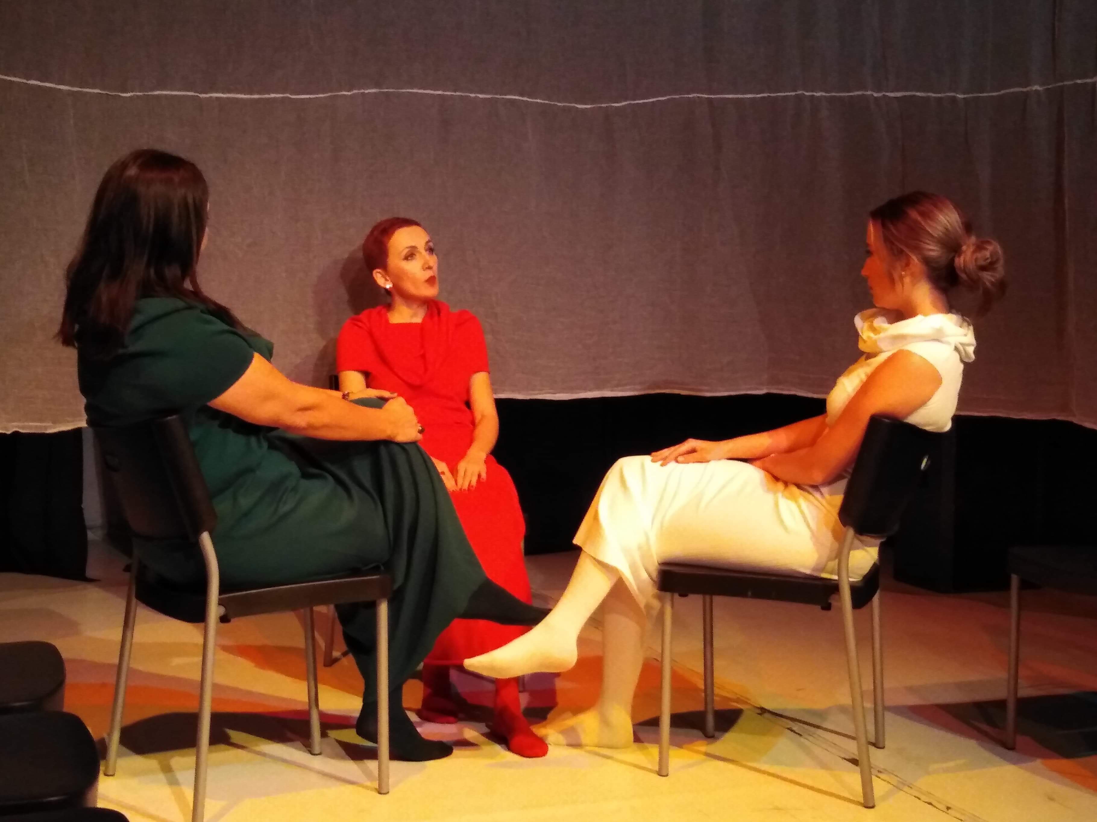 З вистави 13